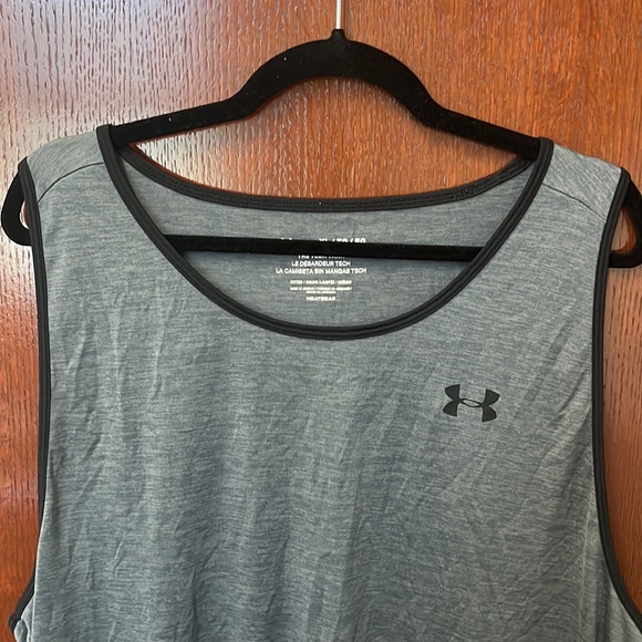 Under Armour Heat Gear Black Tech Tank- Adult XL - Picture 2 of 4